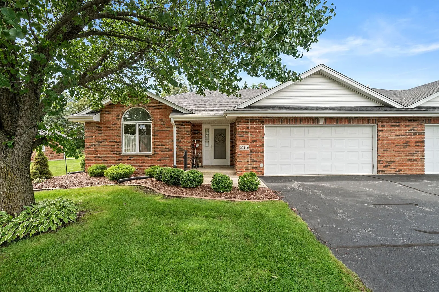 27116 S Fountainview Dr photo 1