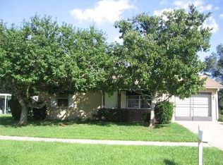 7150 Landover Dr, Zephyrhills, FL 33540