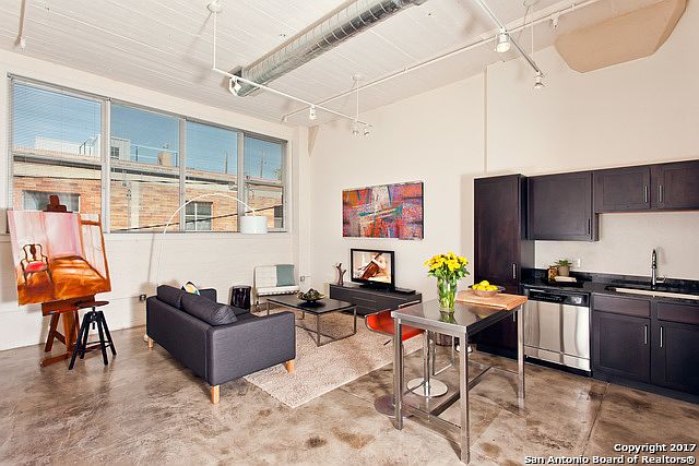 1st image of 1401 S Flores St APT 122