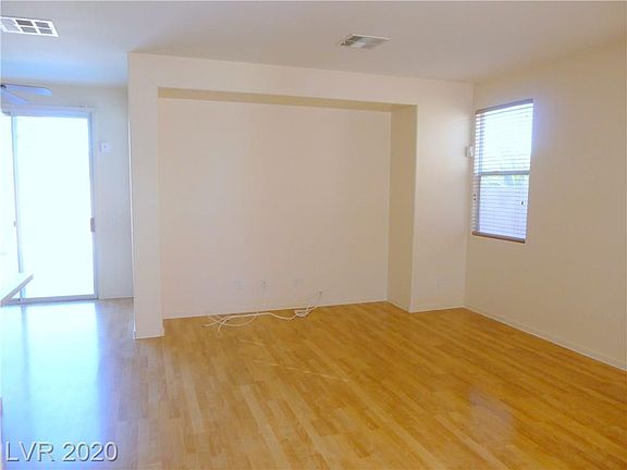3rd image of 9642 Tuscola Ct
