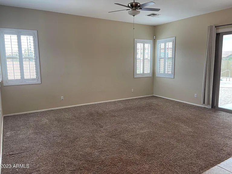 2619 E Hazeltine Way — Photo 6