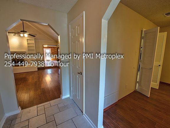 2nd image of 3313 Lancelot Ct