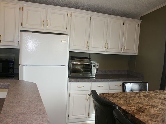 3rd image of 24 Pronghorn Dr
