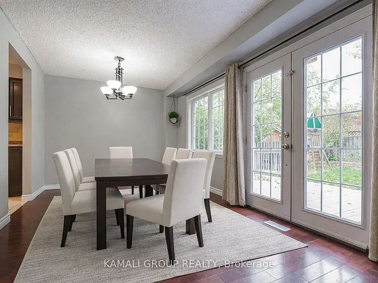 77 Ecclestone Dr #MAIN — Photo 4