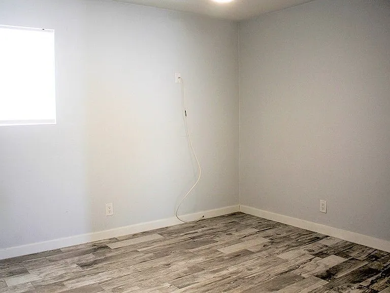 3141 N 37th St #14 — Photo 9