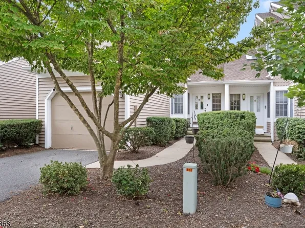 16 Stone Edge Rd, Bedminster Twp., NJ 07921
