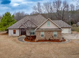 20818 Presley Dr, Roland, AR 72135