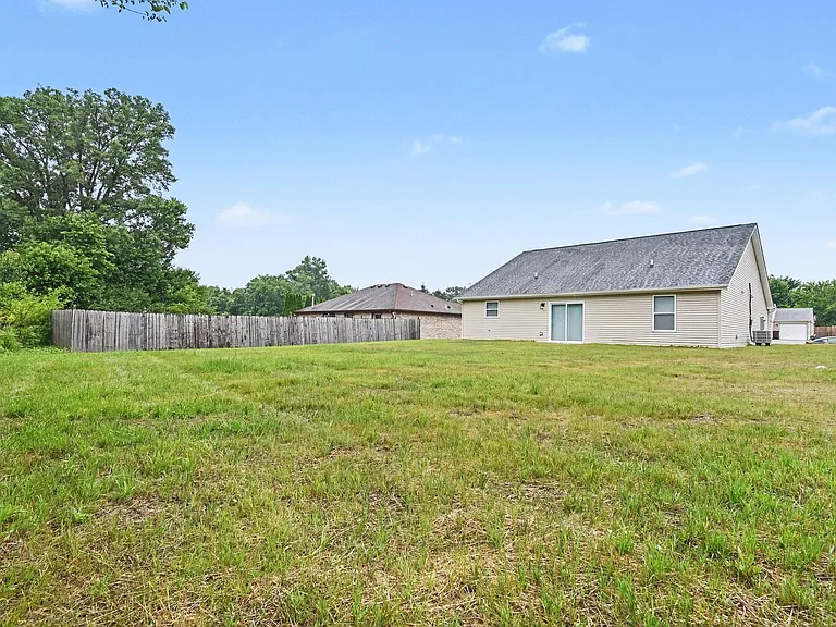 2056 Thimble Creek Dr — Photo 19