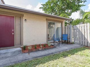 5836 NW 21st St #41-C, Lauderhill, FL 33313