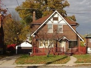 4922 Ferguson Pl, Cincinnati, OH 45238