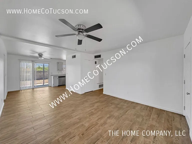 2349 S Saddleback Ave — Photo 6