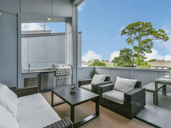 1611 W 22nd St #F, Houston, TX 77008