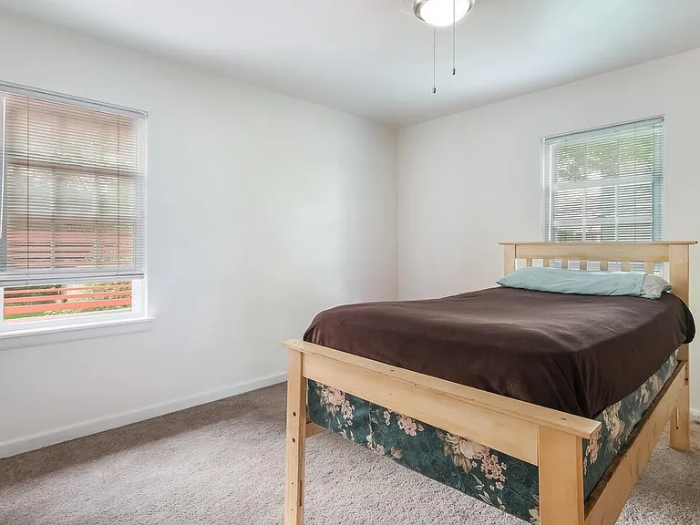 646 Green Briar Rd — Photo 18
