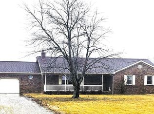 674 E Tennyson Rd, Boonville, IN 47601