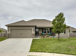 507 E Lakota St, Gardner, KS 66030