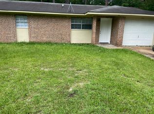 1700 Riverside Dr, Gautier, MS 39553