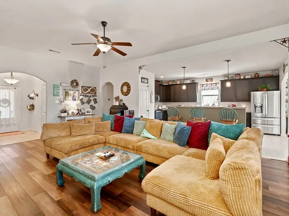 2416 Fall Leaf Ct, Denton, TX 76209