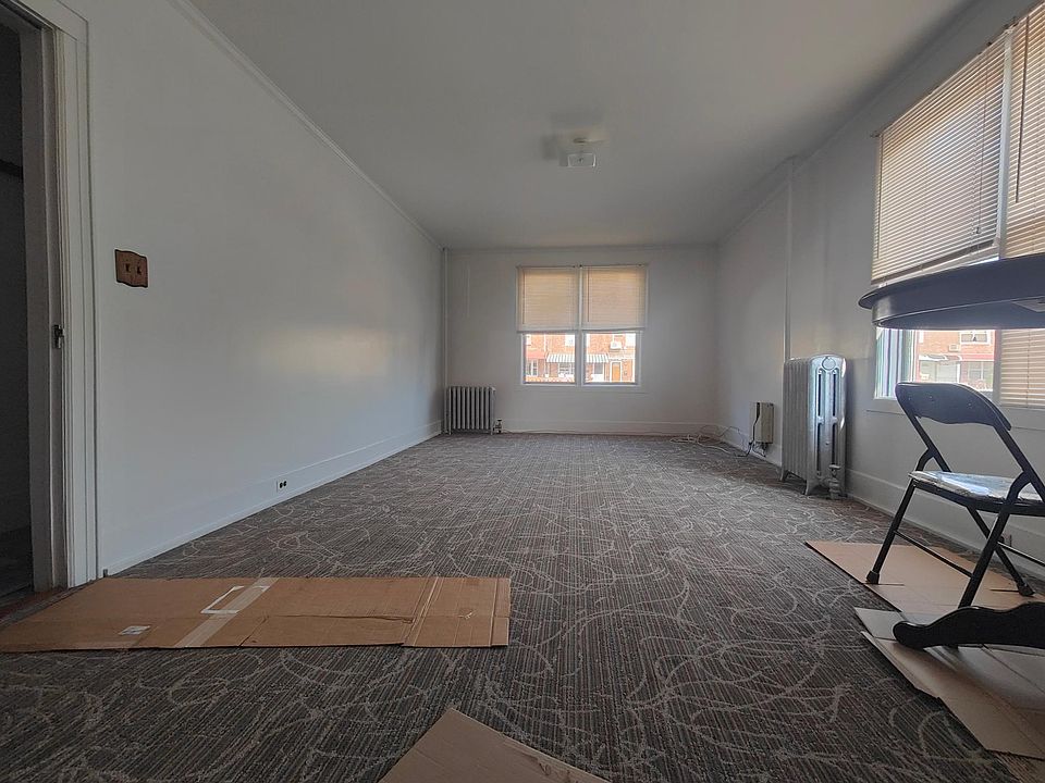 1st image of 4209 194th St #1