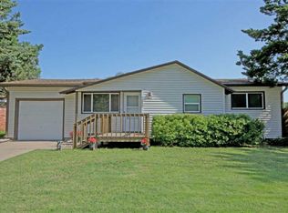 4120 W Memory Ln, Wichita, KS 67212