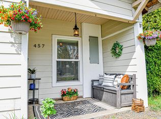 457 8th Ave, Coos Bay, OR 97420