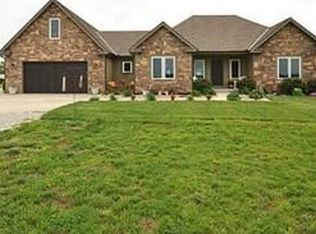 15901 Francis Rd, Kearney, MO 64060