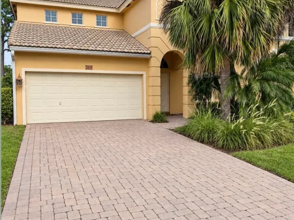 3615 NW Deer Oak Dr, Jensen Beach, FL 34957