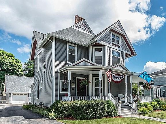 2nd image of 309 W Pottawatamie St