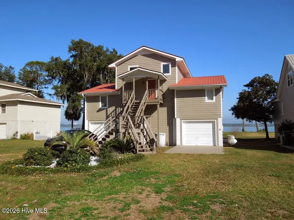 148 Midway Cir, Brunswick, GA 31523