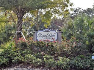2949 Poplar Ave, Leesburg, FL 34748