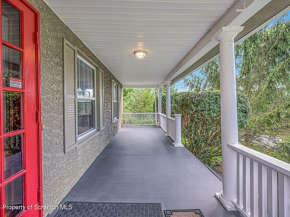 2nd image of 406 Highland Ave