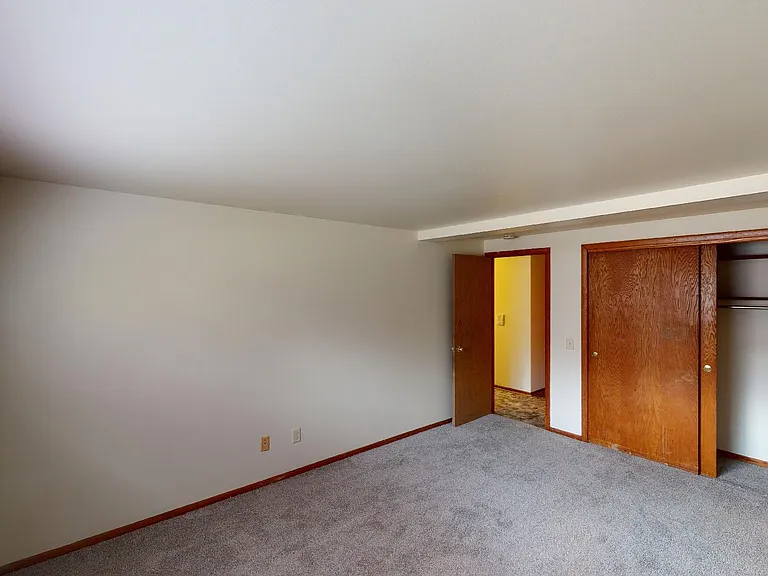 5021 Old Middleton Rd — Photo 8