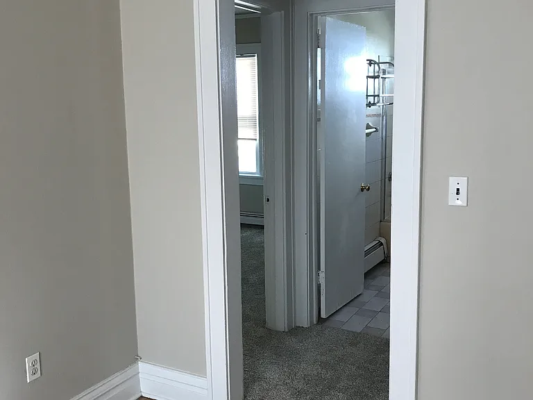 17 Liberty St #1 — Photo 8