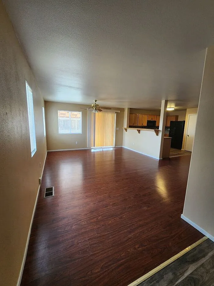 Building Photo - 8630 Sunrise Mist Ct