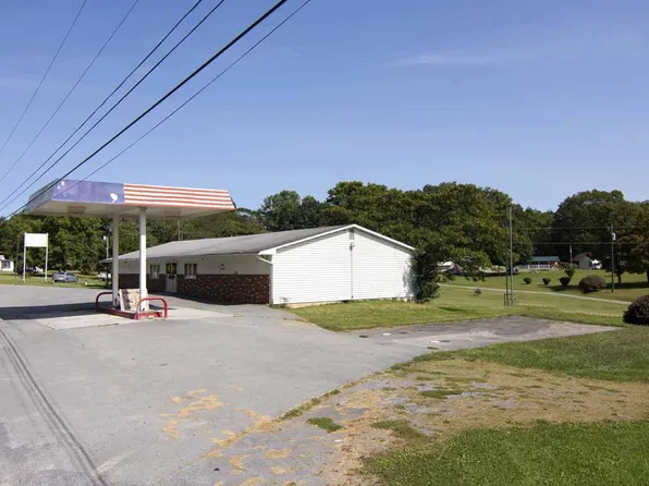 4830 Highland Trl, Alderson, WV 24910