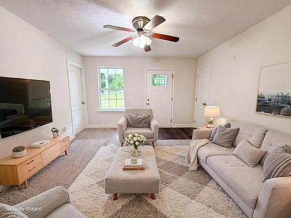 3rd image of 1382 Neptune Rd