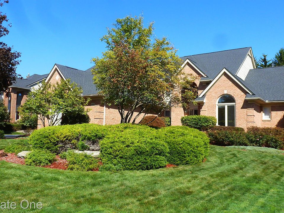 1st image of 54450 Royal Troon Dr