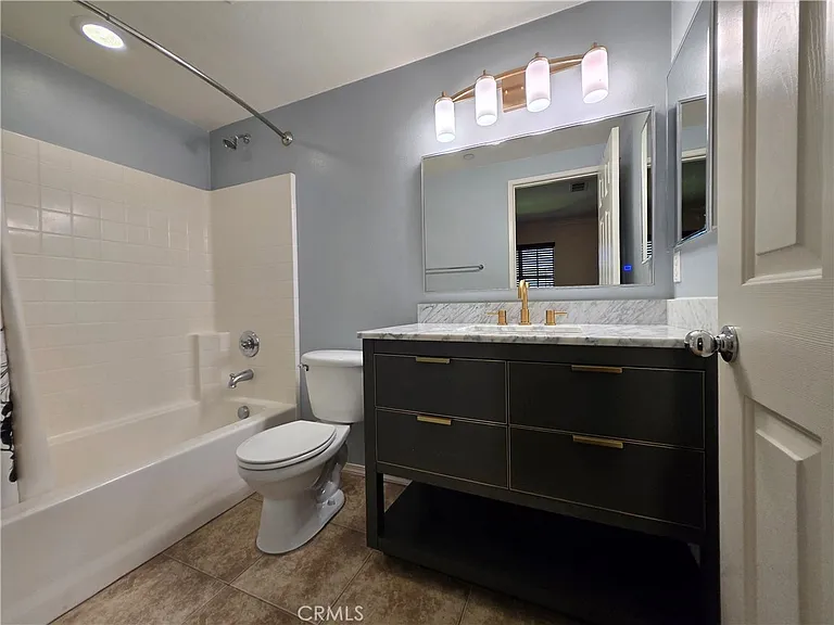 12538 Tavira Ln — Photo 8