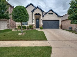 6709 Cambridge Dr, North Richland Hills, TX 76180