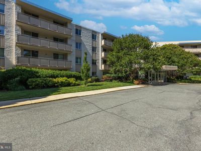 7501 Democracy Blvd APT B218, Bethesda, MD, 20817