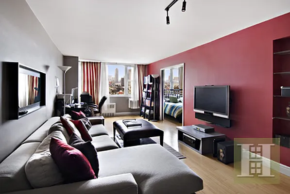 Sold by Halstead Real Estate | media 2