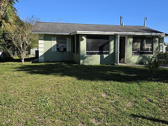 2nd image of 3282 NW 38th Avenue