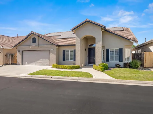 910 E Mill Creek Dr, Fresno, CA 93720