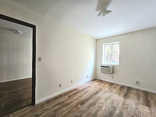 5th image of 6454 Booth St APT 1C