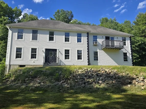 8 Martin Rd, Brookfield, MA 01506