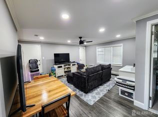 22B Garfield Park #B, Edison, NJ 08837