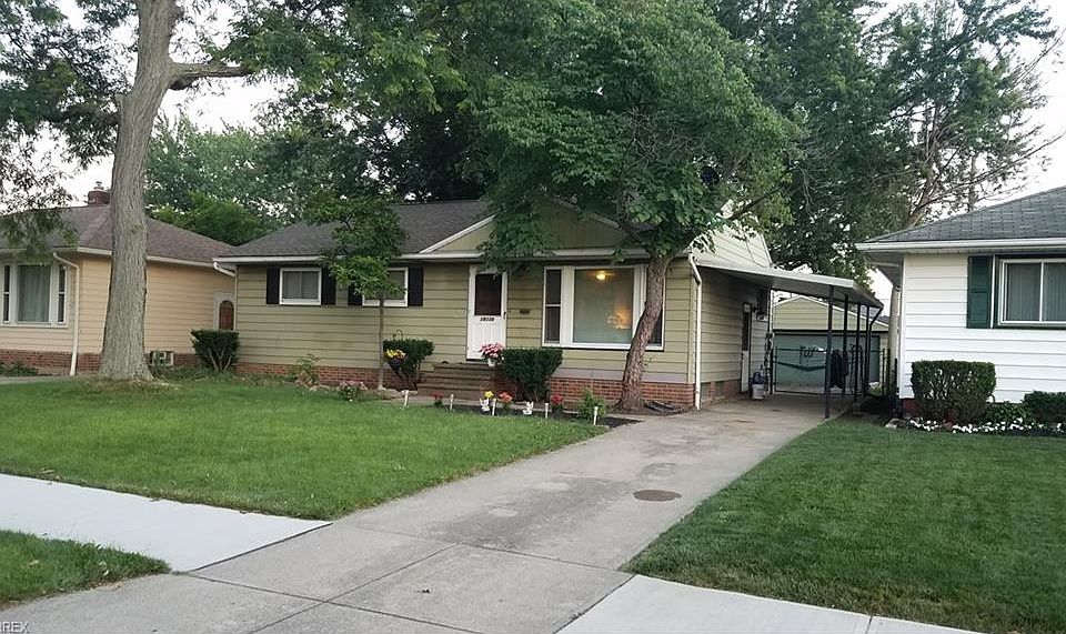 1st image of 19139 Parkmount Ave