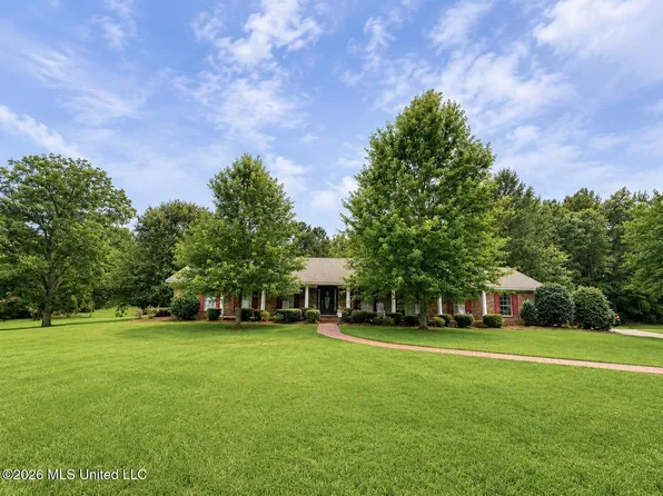 657 Simpson Hwy #149, Magee, MS 39111