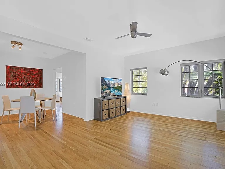 1600 Michigan Ave #6 — Photo 10