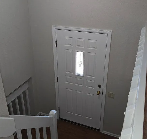 4020 Thundercloud Dr — Photo 2