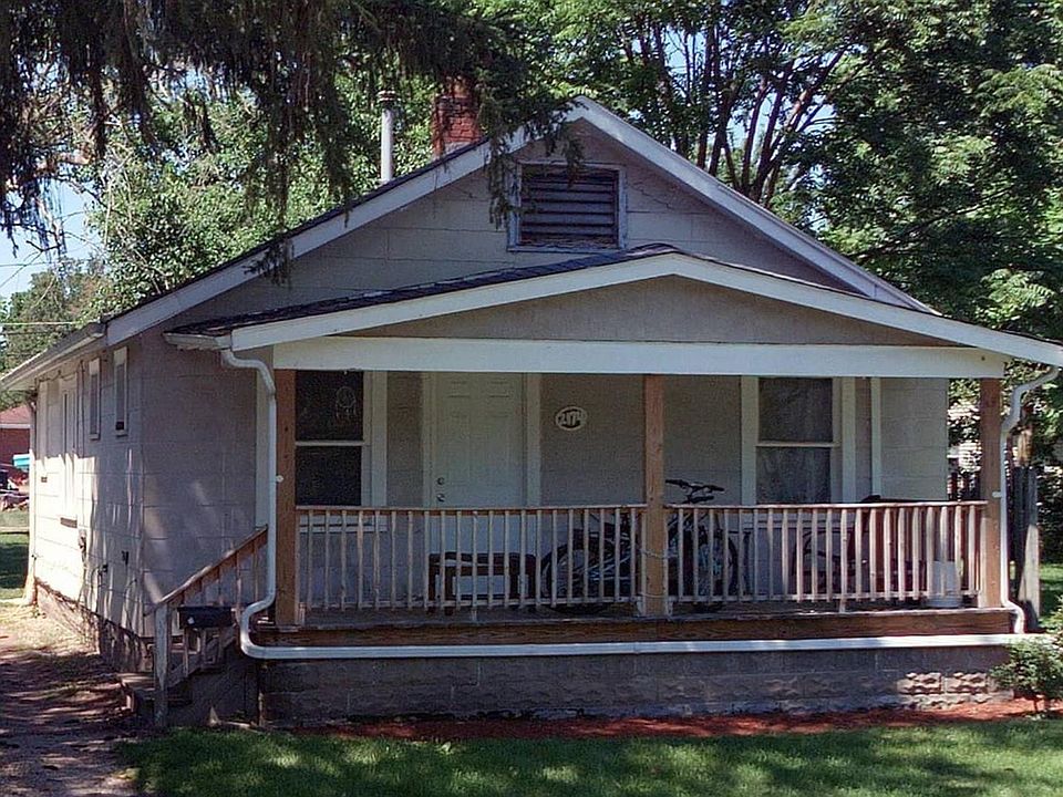 1st image of 2174 Lamont Ave